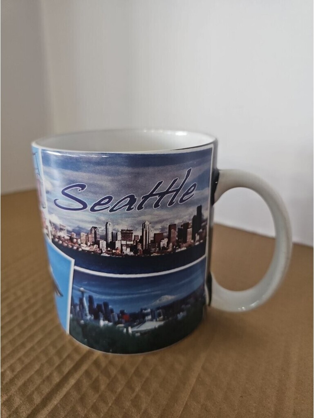 Seattle Souvenir Skyline Coffee Mug